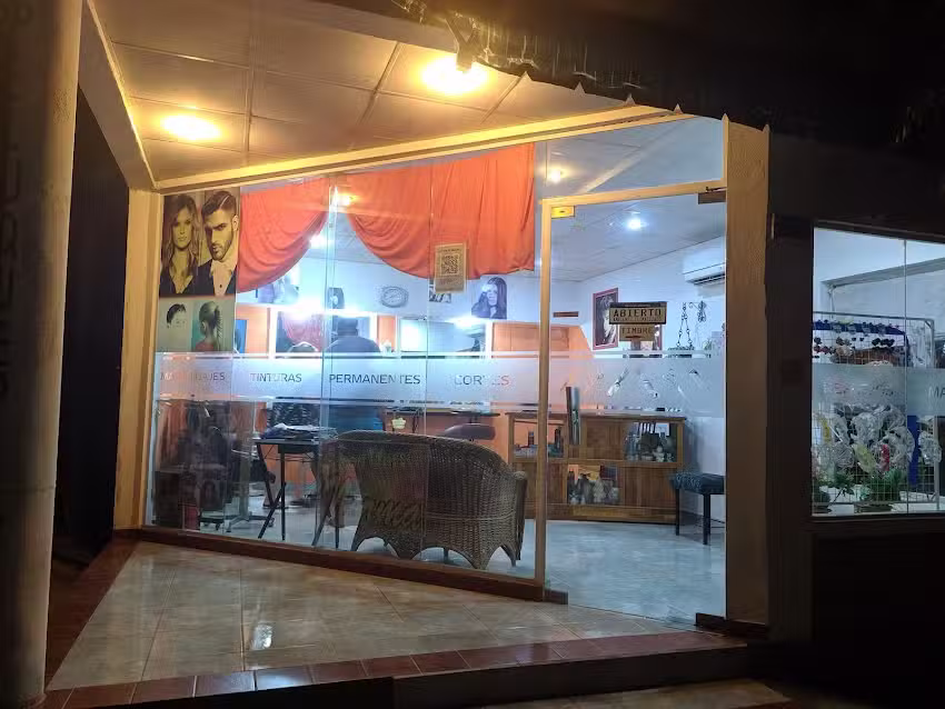 Peluquer&iacute;a Y Estetica Norma