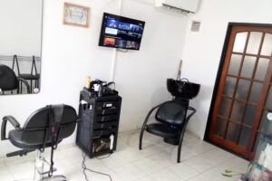 Peluquer&iacute;a y Perfumer&iacute;a &ndash; B&deg; Mirador del Portezuelo M:14 C:13