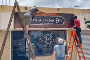 Plataforma 9&frac34; &ndash; Peluquer&iacute;a y Barber&iacute;a