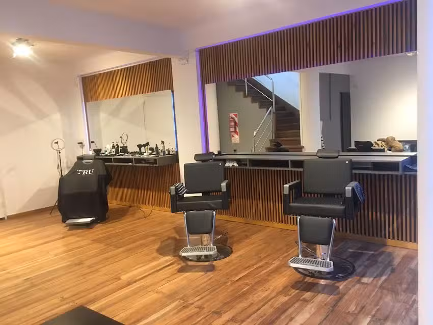 Poma Peluquer&iacute;a