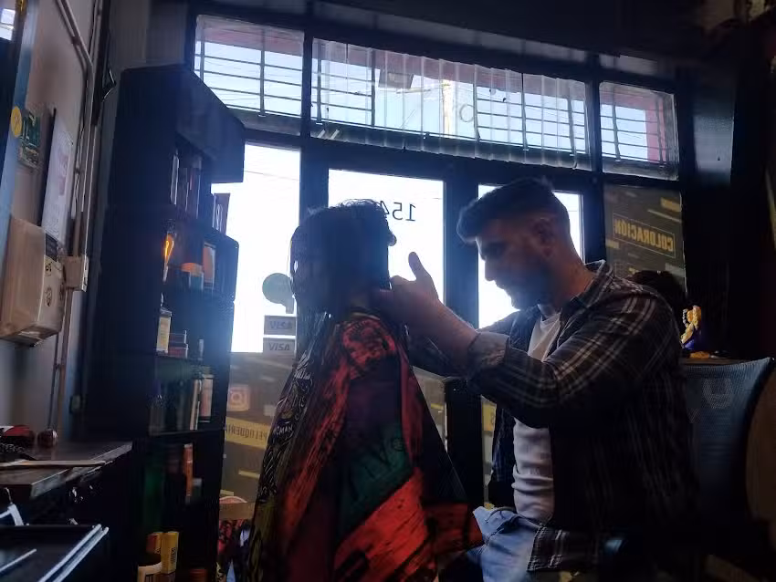 POP Peluquer&iacute;a & Barber&iacute;a