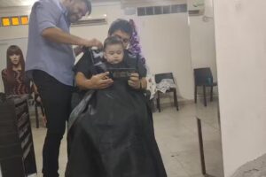 Ramiro González Salón Unisex