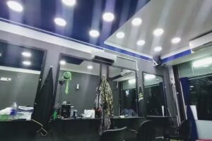 Real flow barber shop