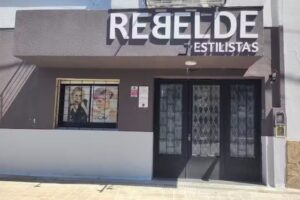 Rebelde estilistas