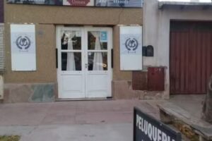 Reniero Oscar Dar&iacute;o Estilista Unisex