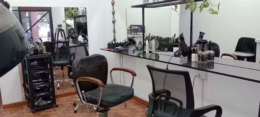 Ricardo Alvarez Peluquer&iacute;a Unisex