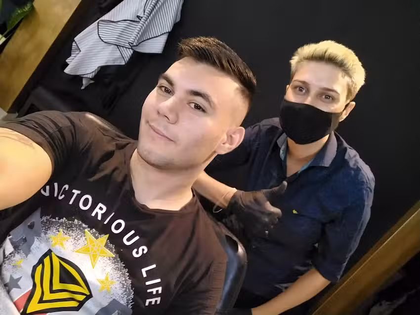 Roberto Barzola PELUQUERIA MASCULINA