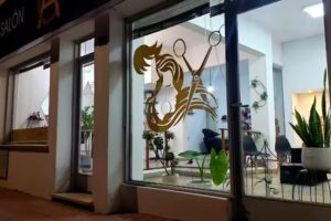 Sal&oacute;n AC Peluquer&iacute;a Unisex