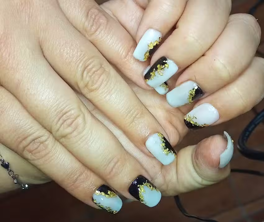 Sal&oacute;n de Belleza Maria Elena