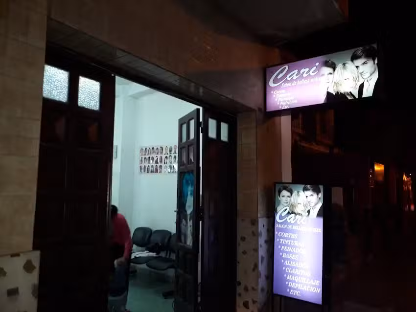 Sal&oacute;n de Belleza Unisex Cari