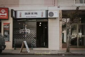 Salon De Pol