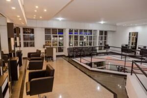 Sal&oacute;n Elizabeth Caballero