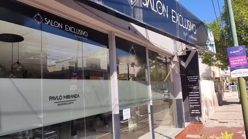Sal&oacute;n Exclusivo