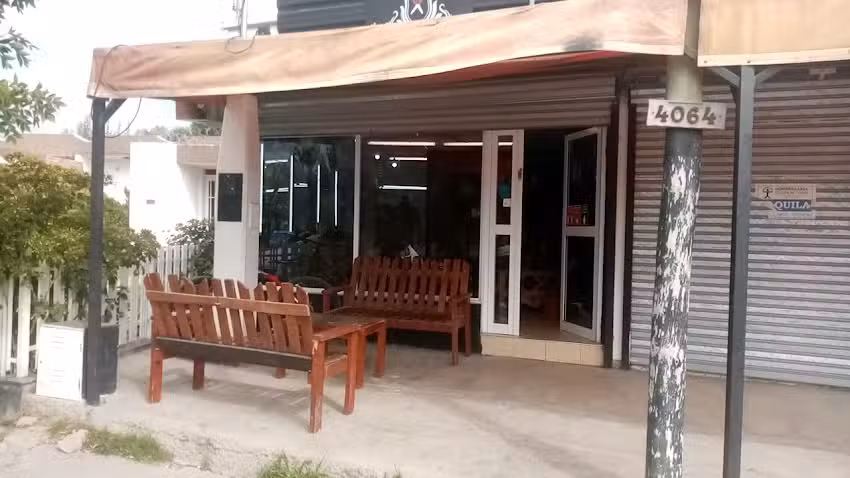 Sal&oacute;n Gallos Gaston (Barberia & Peluquer&iacute;a)