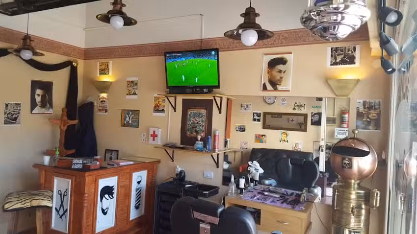 Sal&oacute;n masculino Dany