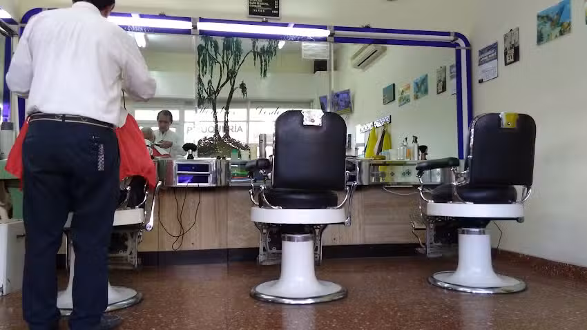 SALON MASCULINO La Fusta