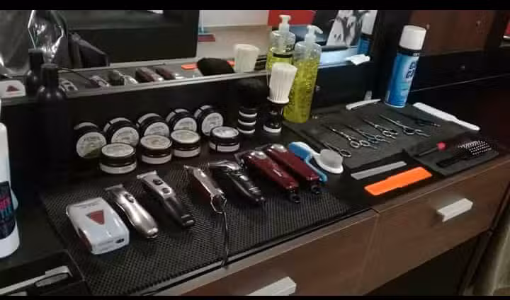 Salon Masculino Lukas Rodriguez