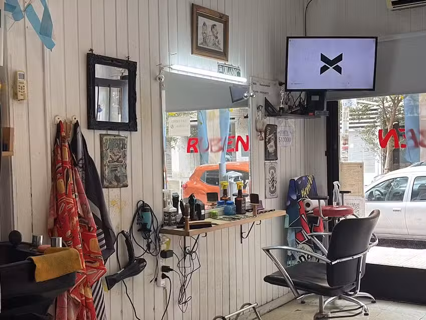 Sal&oacute;n masculino Rub&eacute;n