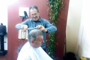 Sal&oacute;n Masculino Tauro