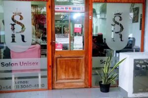 Siempre Reinas Salon de Belleza