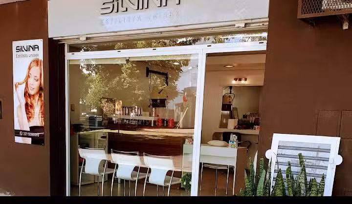 Silvina peluquer&iacute;a estilista unisex