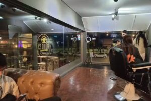 Studio 23 Barber&iacute;a