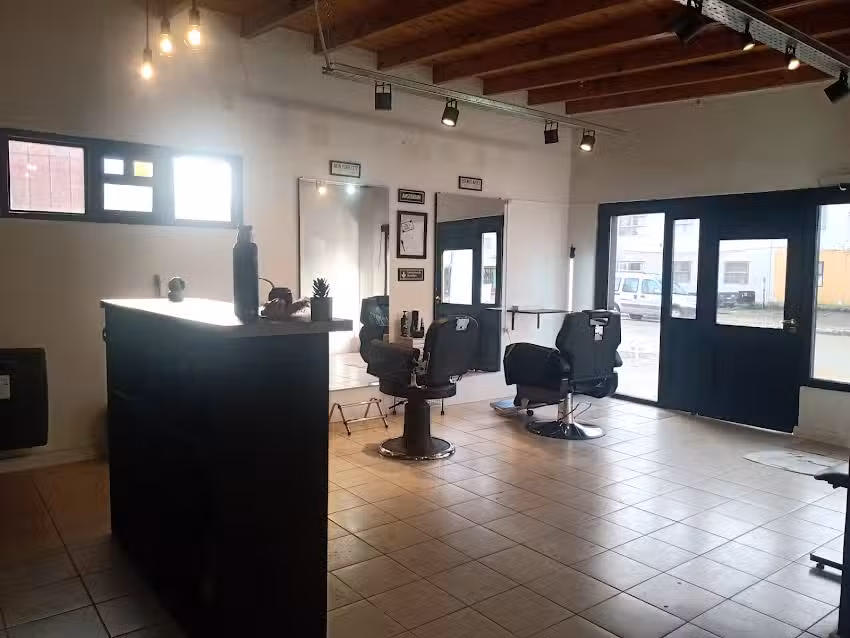 TALE BARBER STUDIO