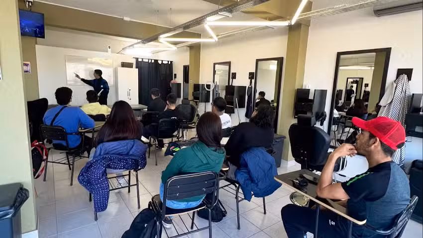 Taxi Barber Ense&ntilde;a (Vistalba)