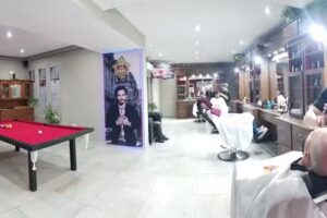 The Bank Barber Lanus Este