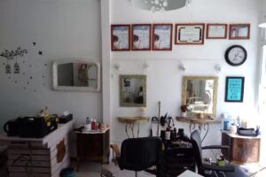 The Room – Peluqueria, Barberia Y Accesorios