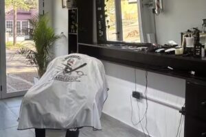 Thom&rsquo;s Barbershop