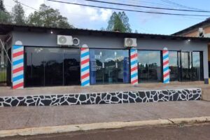 Tijeras Barberia y Academy