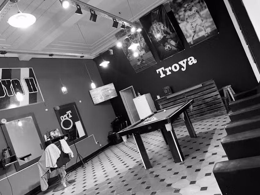 Troya Barbershop II