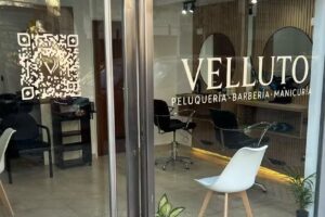Velluto – Peluquería Barbería Manicuria