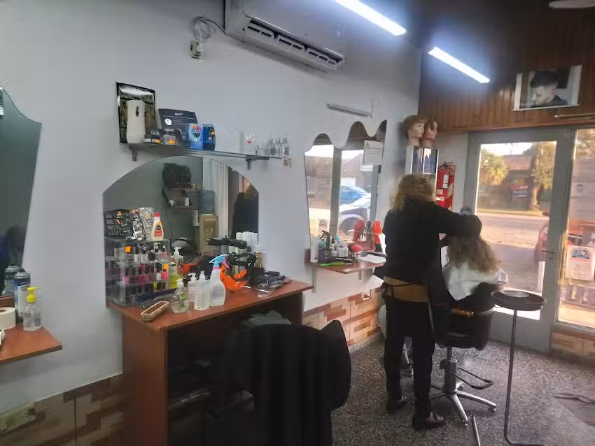 &ldquo;VENUS&rdquo; Peluquer&iacute;a unisex