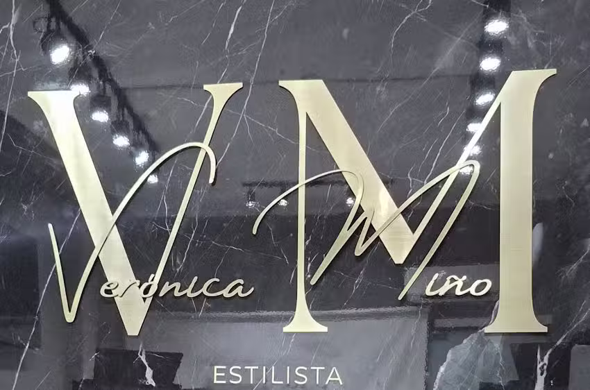 Veronica Mi&ntilde;o