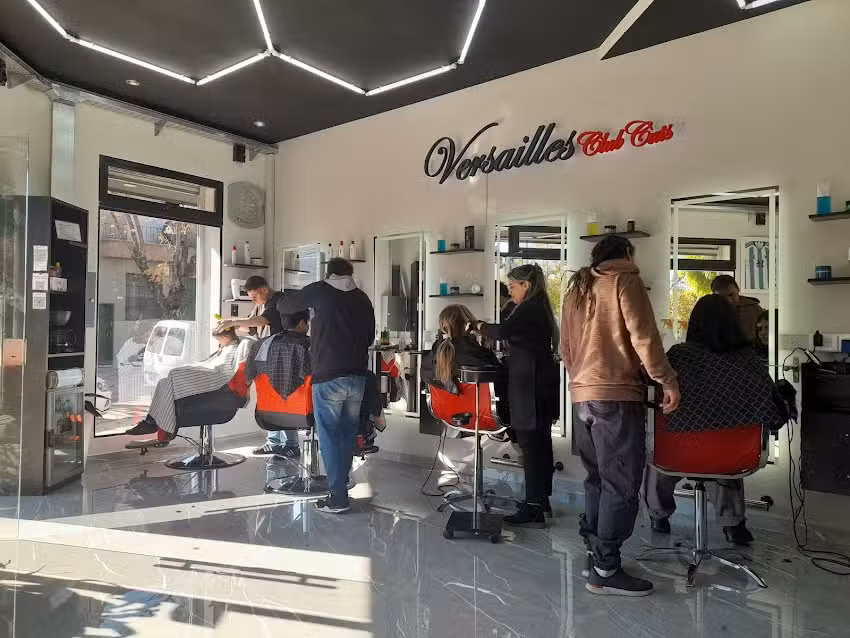 Versailles Club Cuts