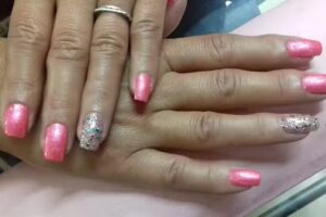 “Victoria” Perfumería y Peluquería.