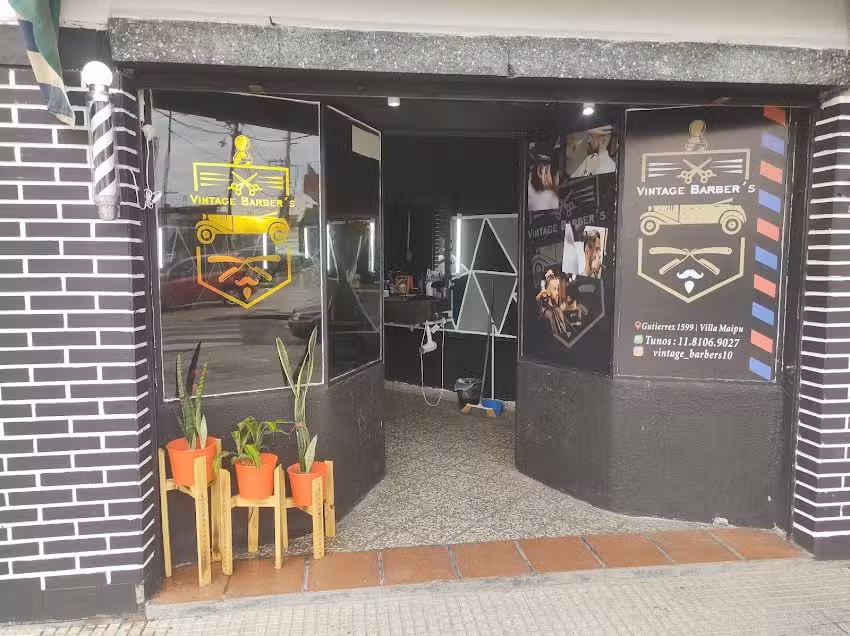 Vintage barber&rsquo;s