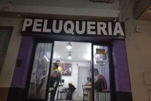 Zeus Peluqueria 2
