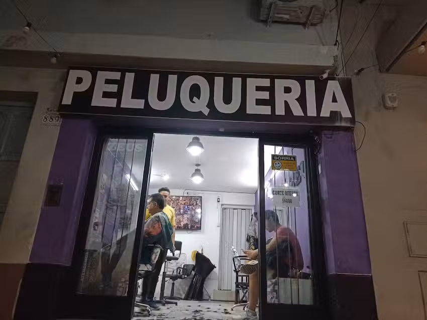 Zeus Peluqueria 2